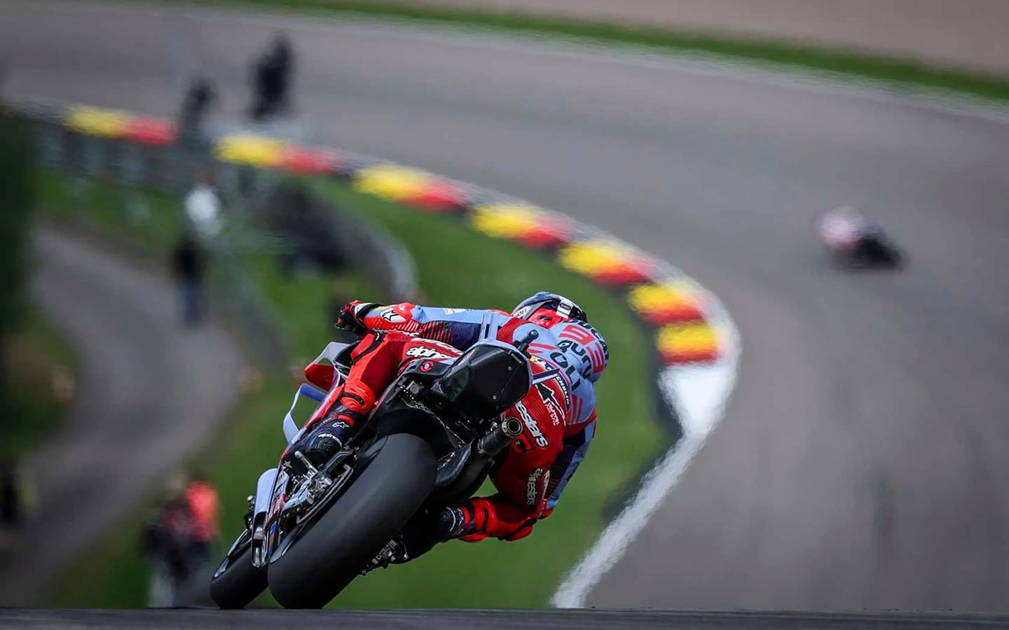 Despite a huge high-side crash on Friday, Marc Márquez was able to secure a second place in Sunday’s GP.