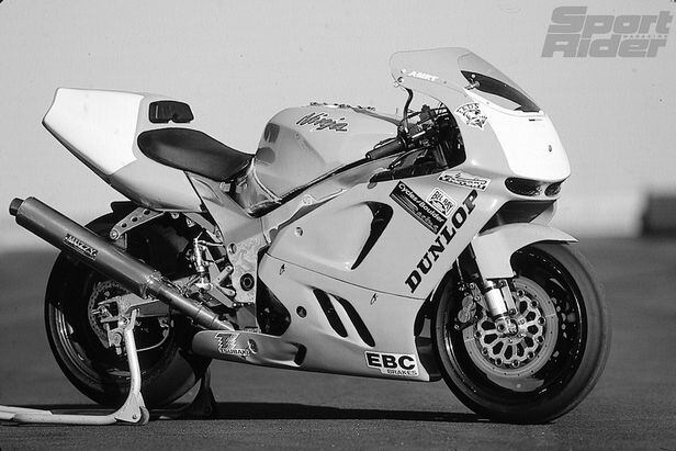【Archive】DIESEL Riders  White ESKMXEWLDSI7IUEUUULKSUTRDQ.jpg