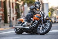 Harley-Davidson Introduces Fast Johnnie Collection - Roadracing