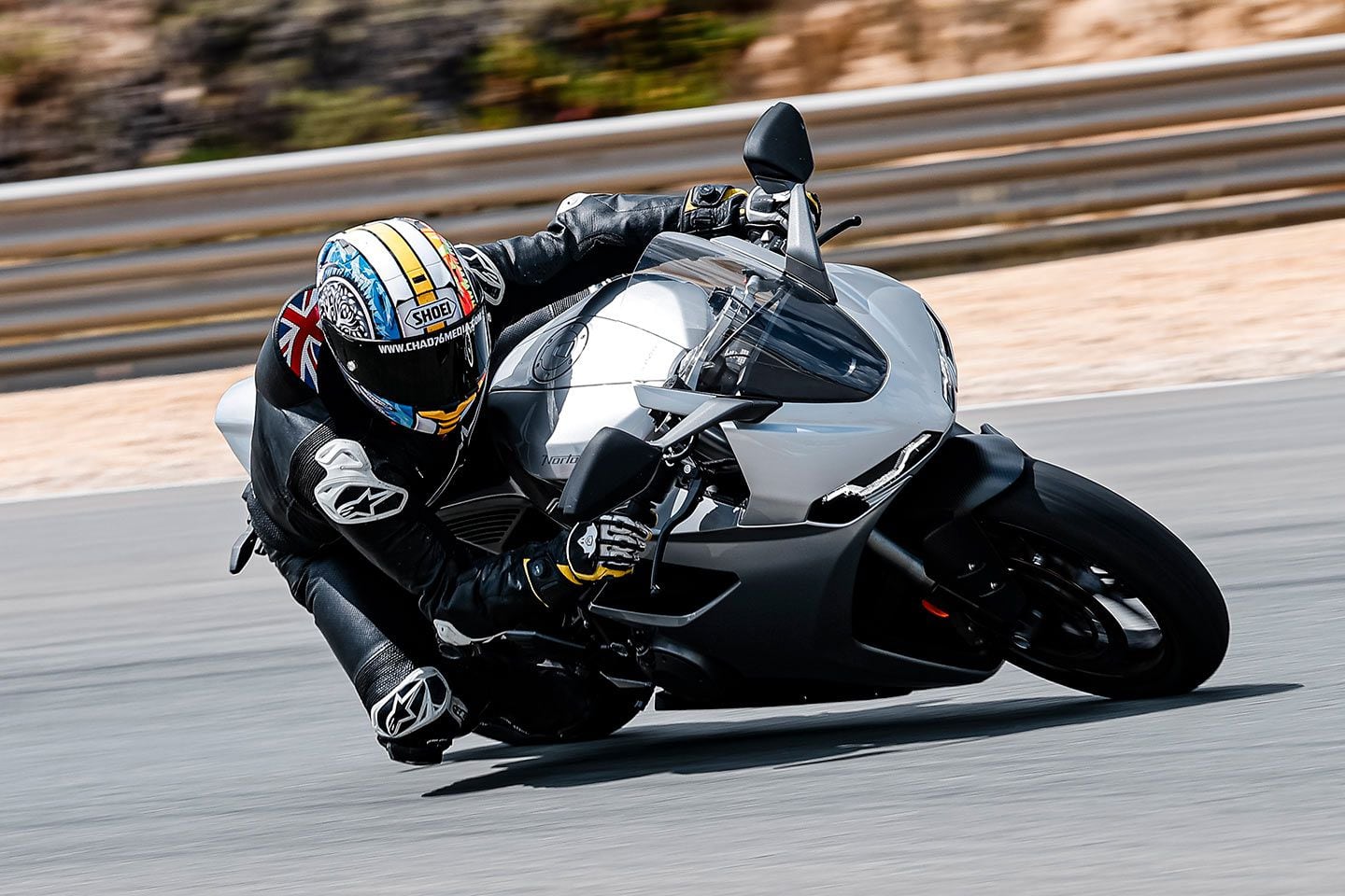 www.cycleworld.com