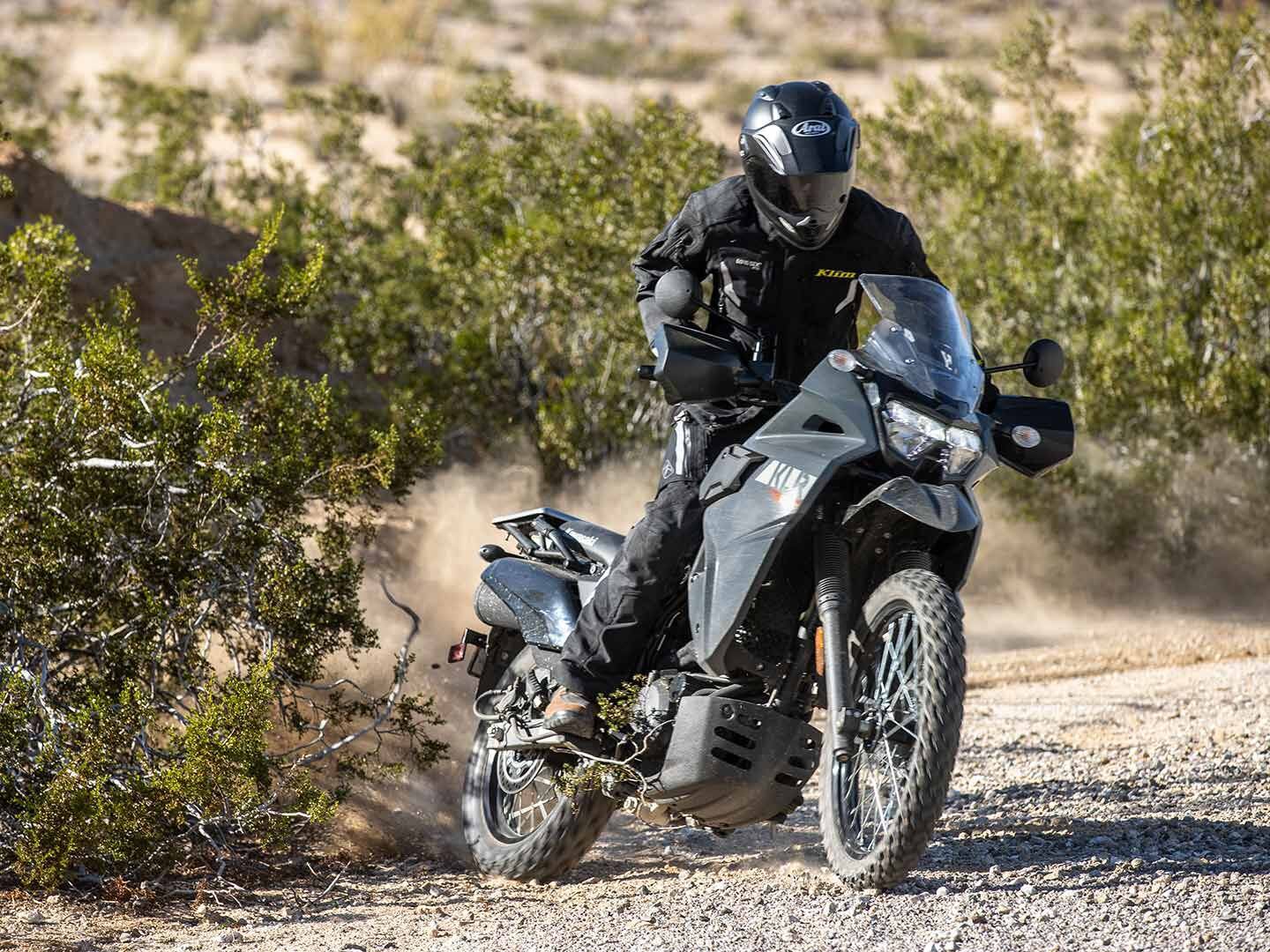 The 650 S’ slender midsection provides a great canvas to grip the bike under acceleration.