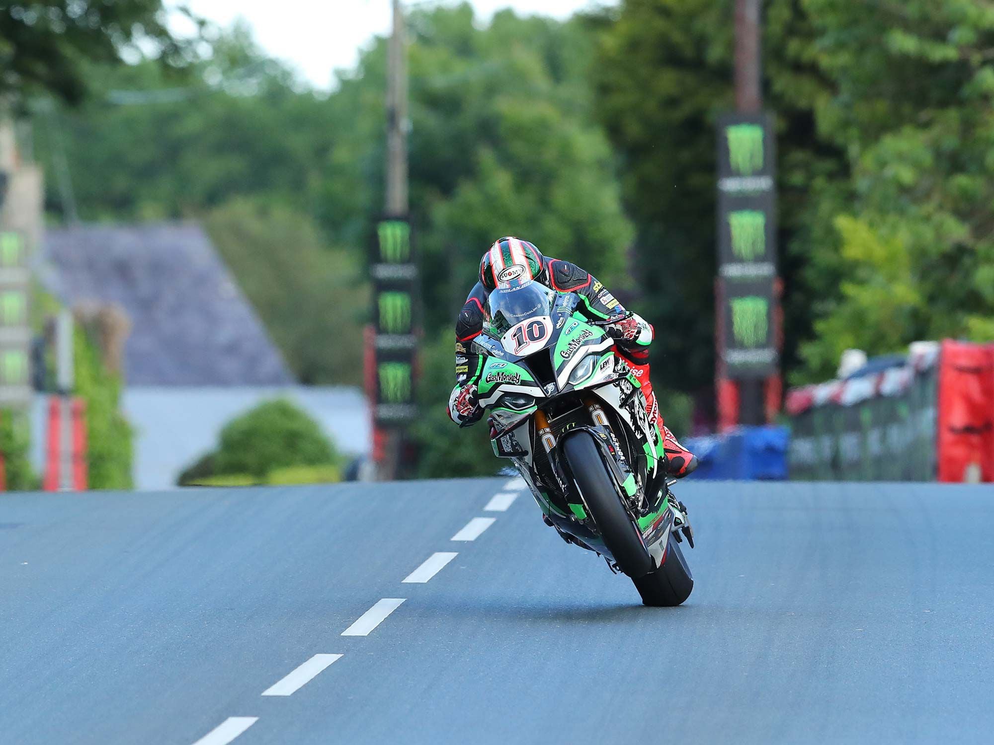 Peter Hickman ended qualifying with a lock on the Superbike class, lapping at an impressive 132.874 mph. Dynastic talent Michael Dunlop leads the Superstock, Supersport, and Supertwin leaderboards.