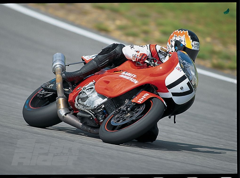 Harley-Davidson VR1000 Superbike—From The Archives | Cycle World