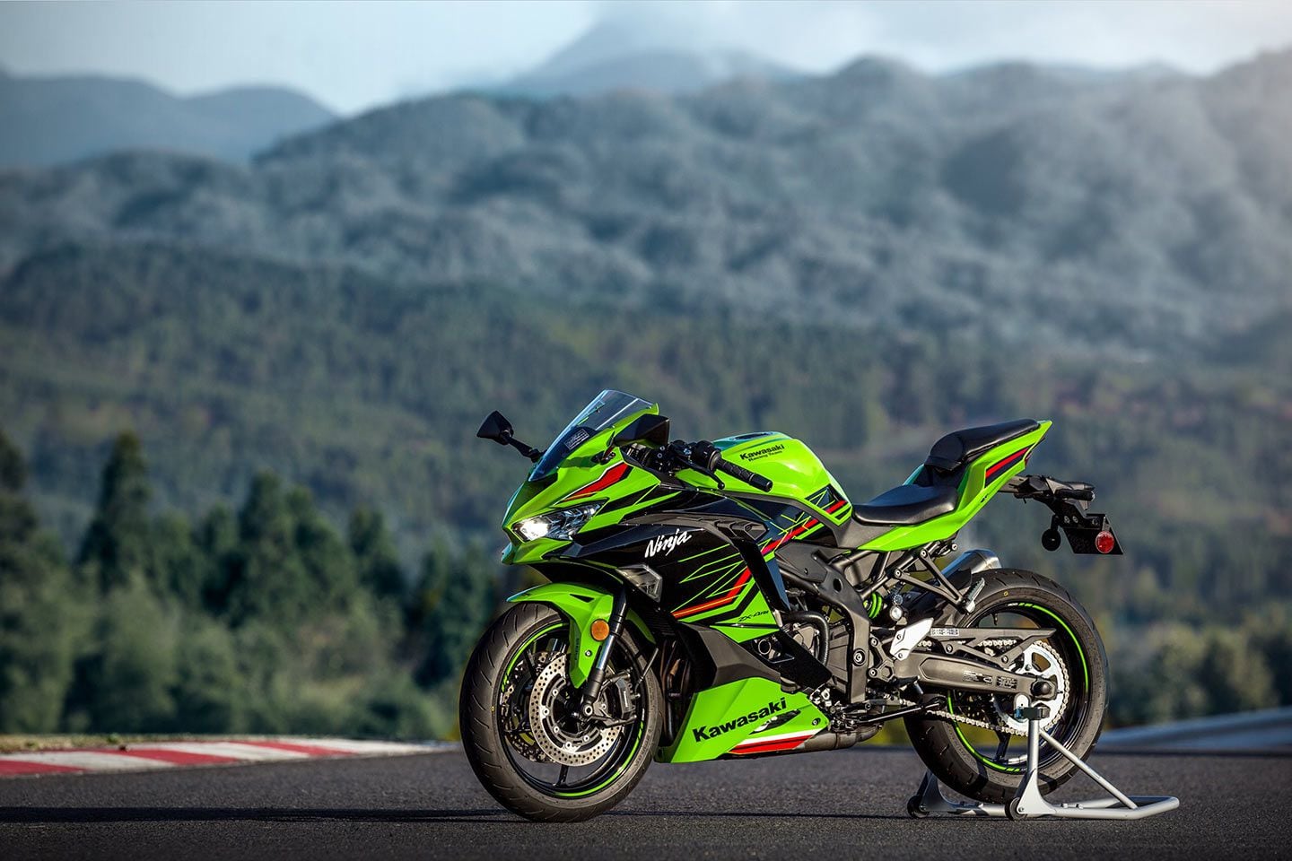 2024 Kawasaki Ninja ZX-4R First Look | Cycle World