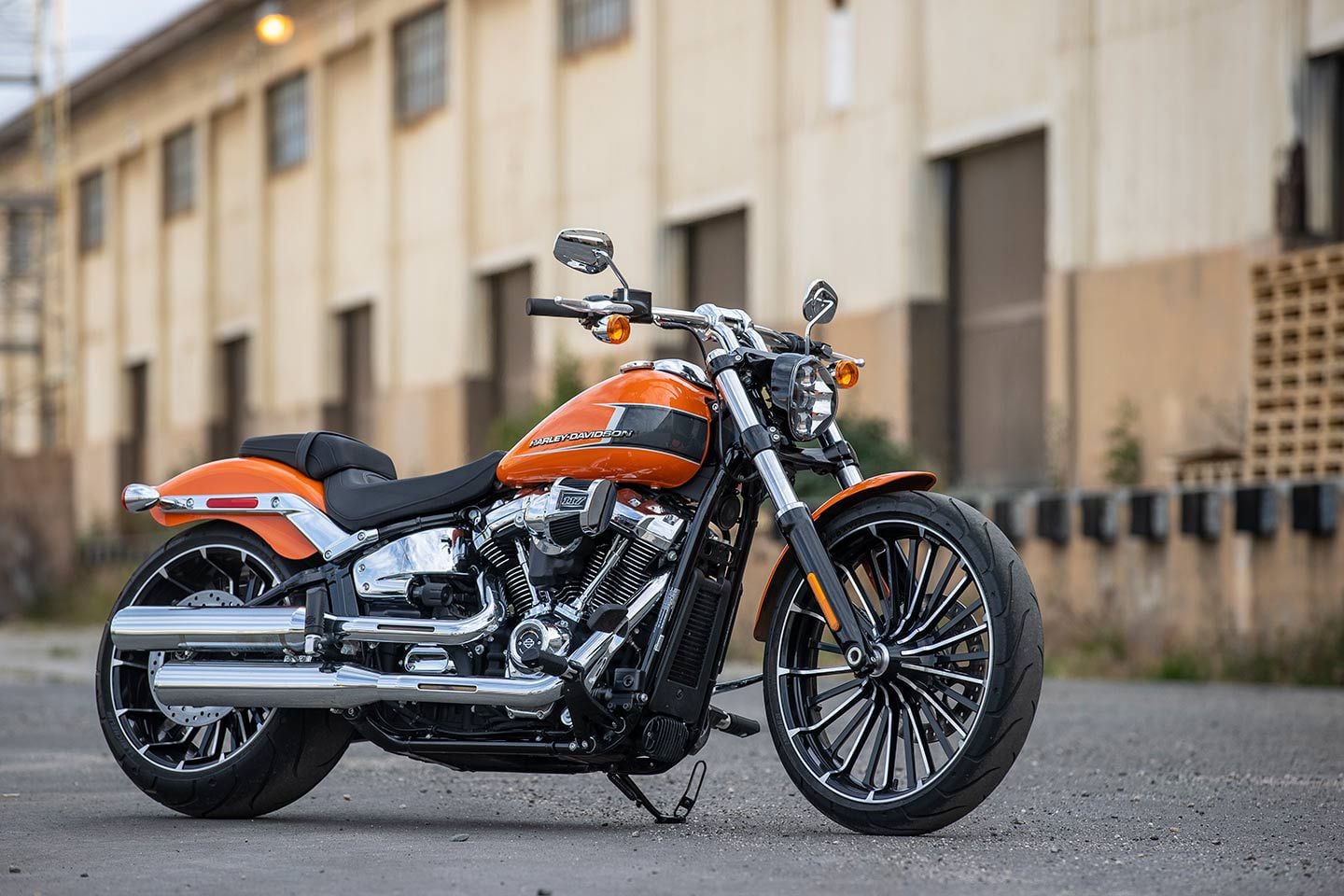 Harley breakout shop