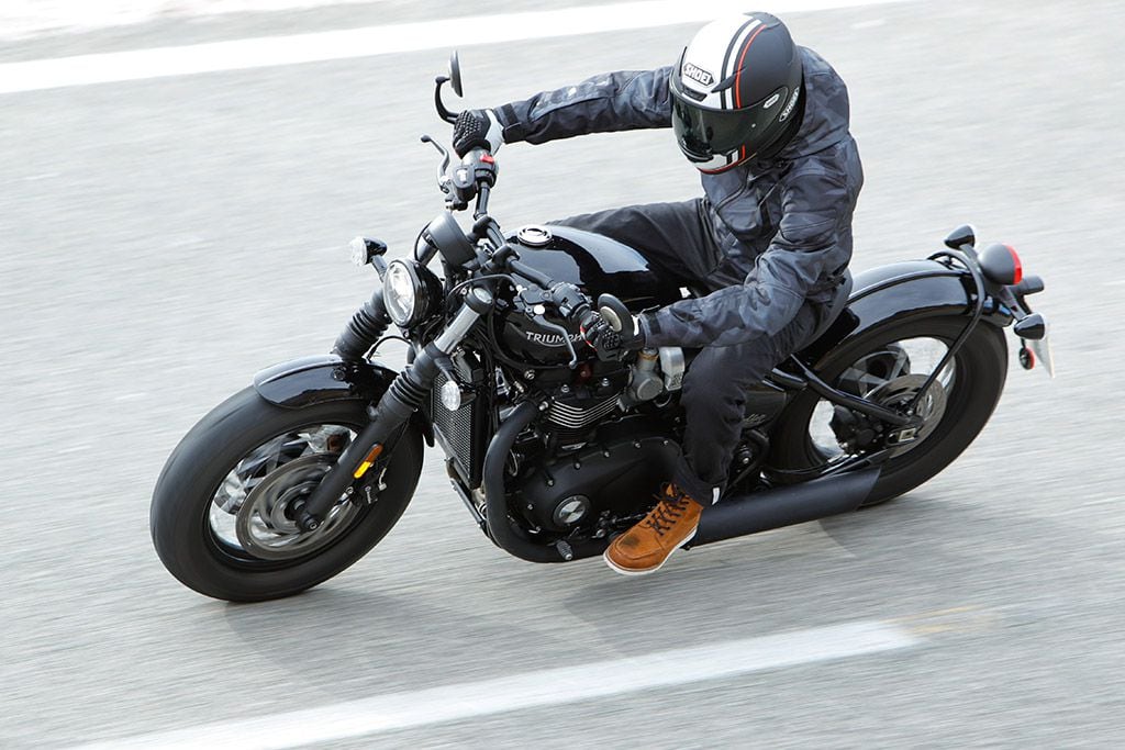2018 triumph bobber deals