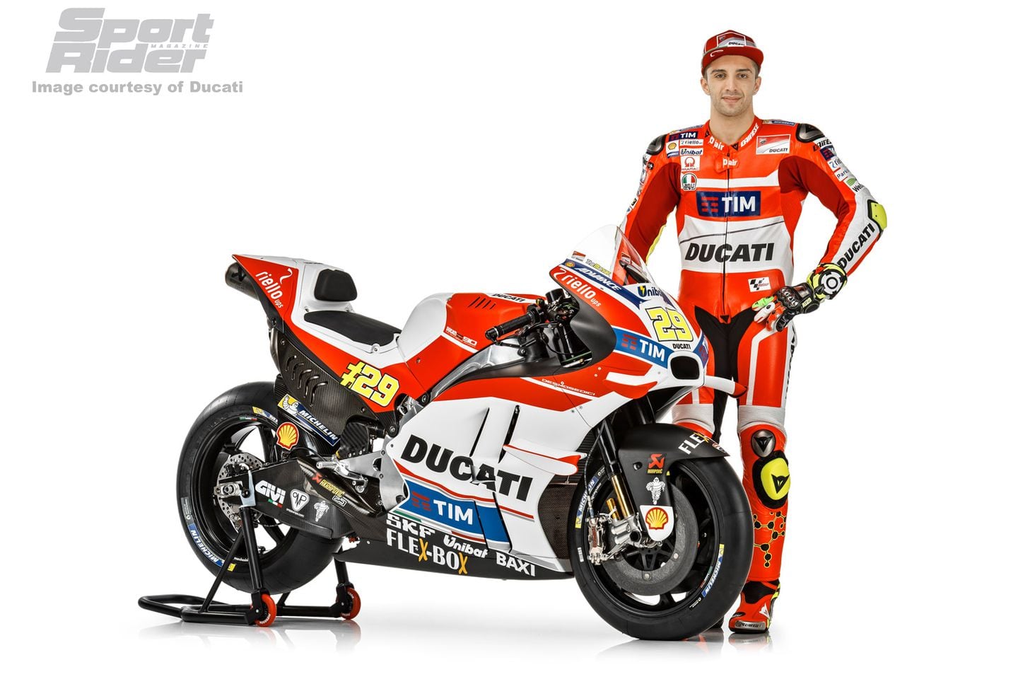 Motogp The 16 Ducati Desmosedici Gp Cycle World