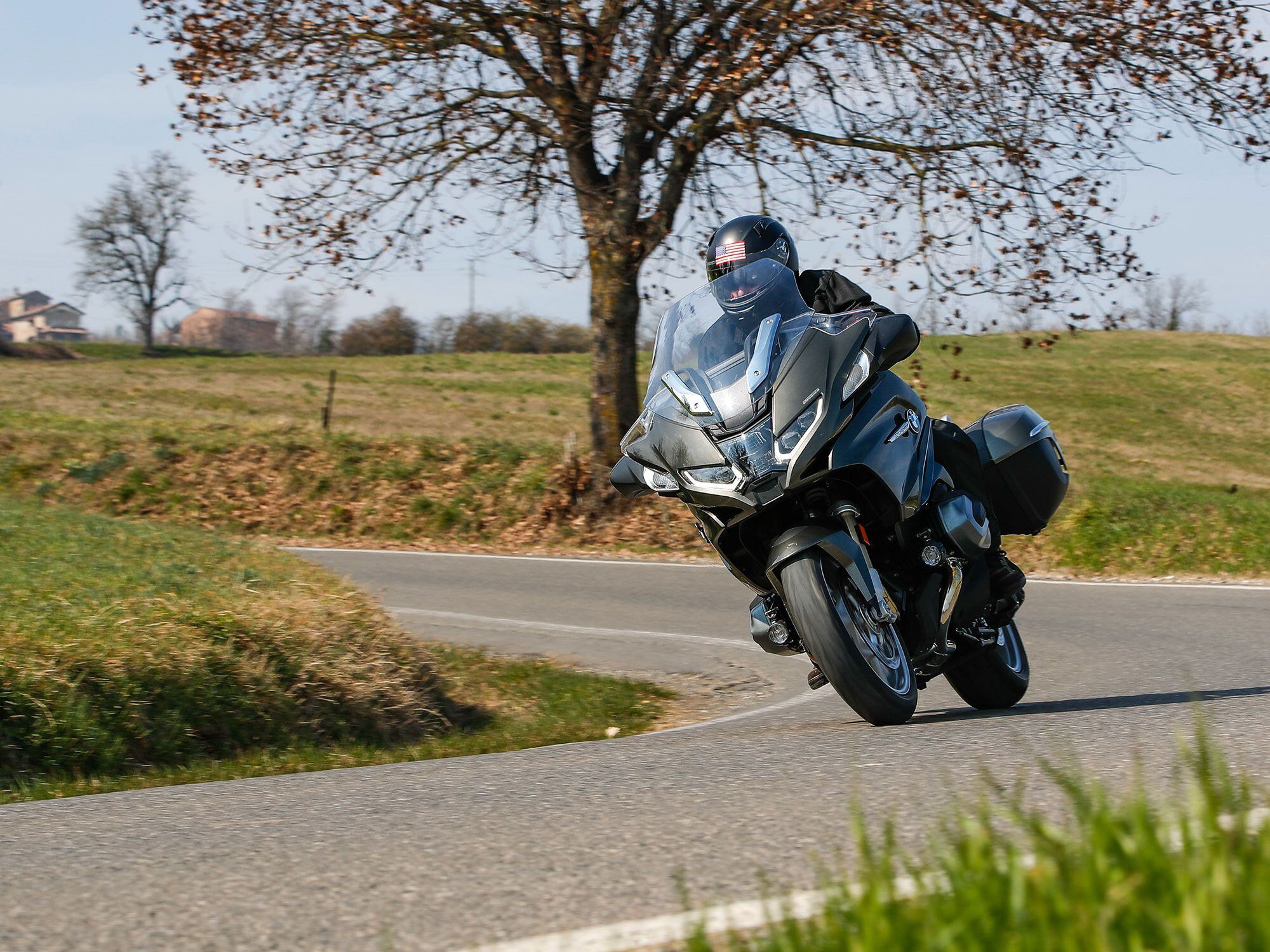 On smooth and flowing roads, the 2021 BMW R 1250 RT is a dream.