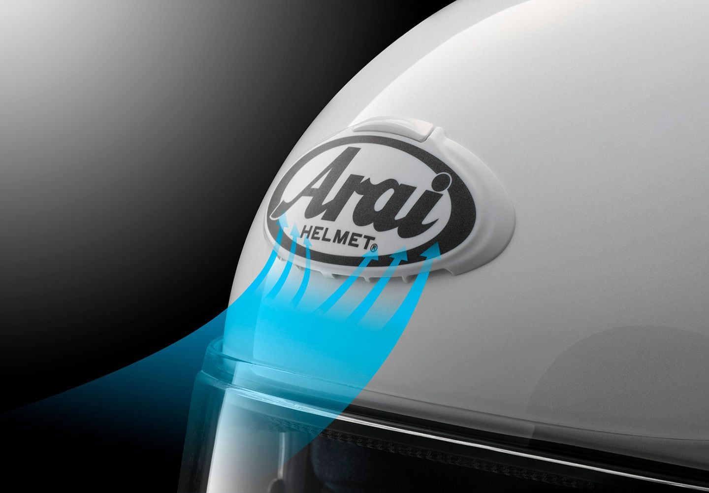 Arai’s XD-5 utilizes a 3D logo air duct.