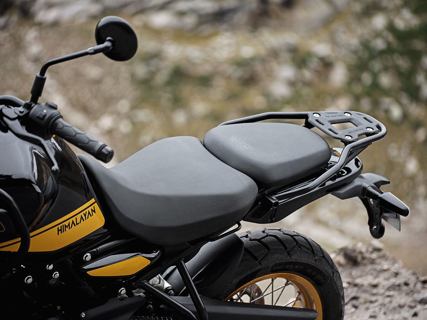 The standard seat can be adjusted to two heights, 32.5 and 33.3 inches, while a low option offers 31.7 and 32.5. The accessory Rally seat is a one-piece unit.