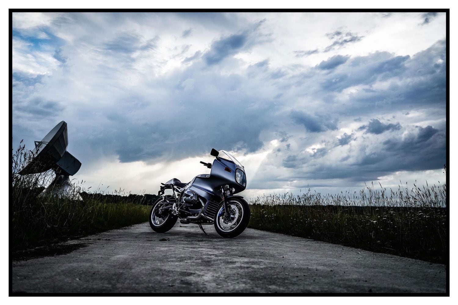 We suspect the line would be long for a R nineT RS TwinM Projekt limited edition.