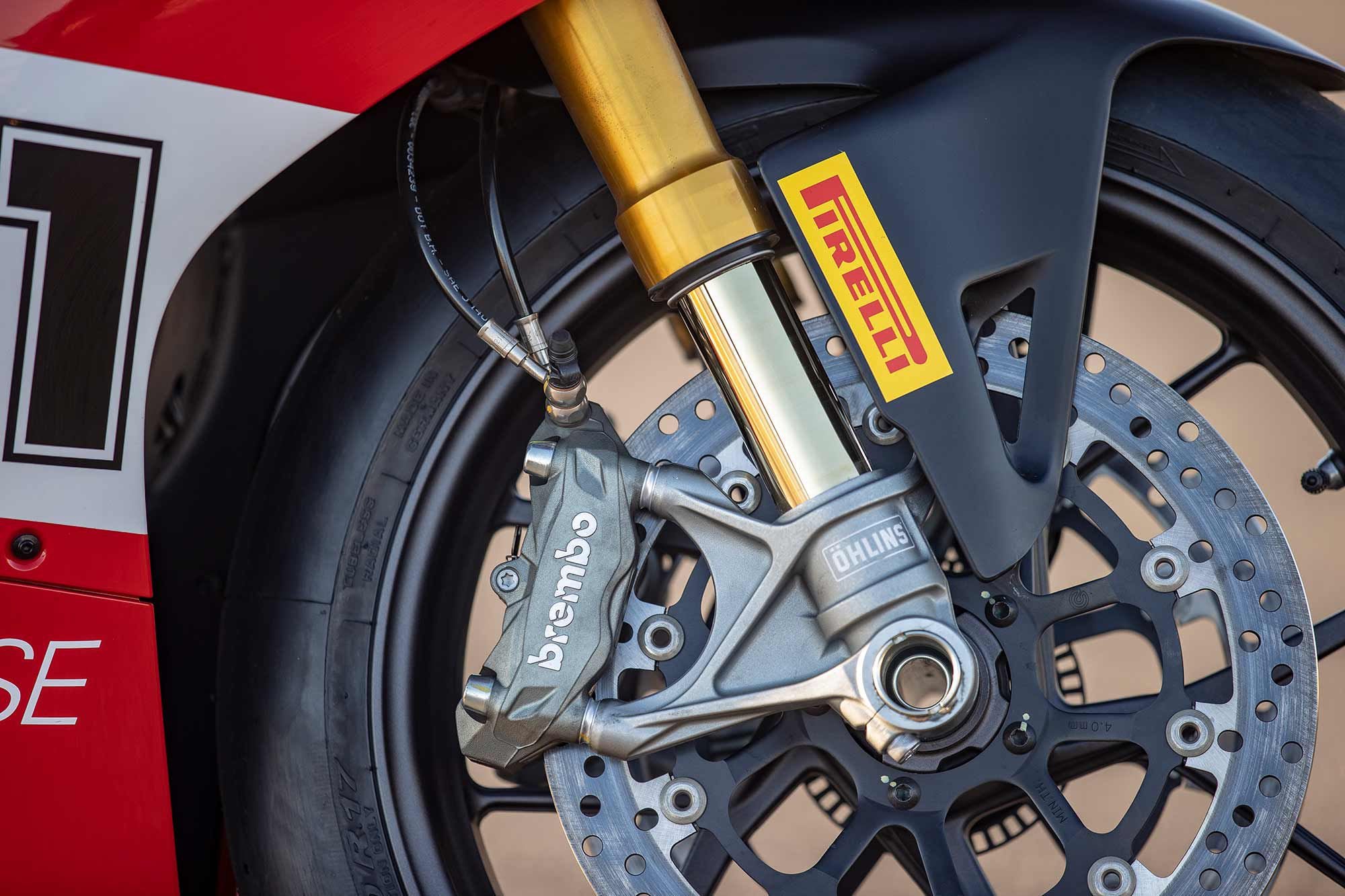 Up front is an Öhlins NIX 30 fork on which hang Brembo Stylema calipers and 320mm discs.