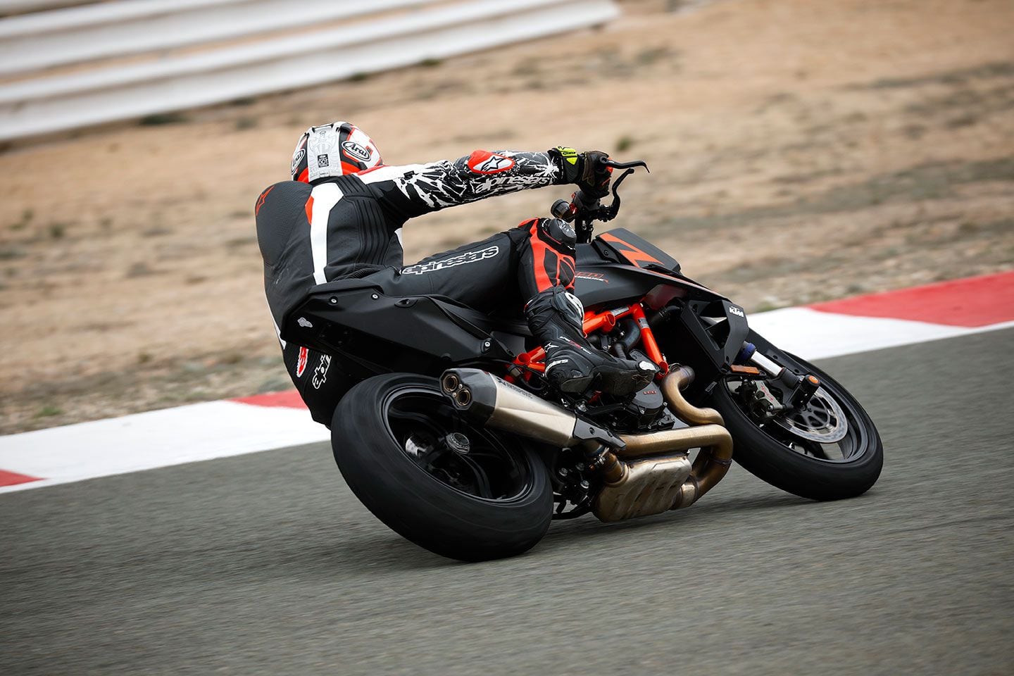 The Super Duke steers quite quickly when ridden at a track pace, making it easy to flick into a corner or even change your line, midcorner.