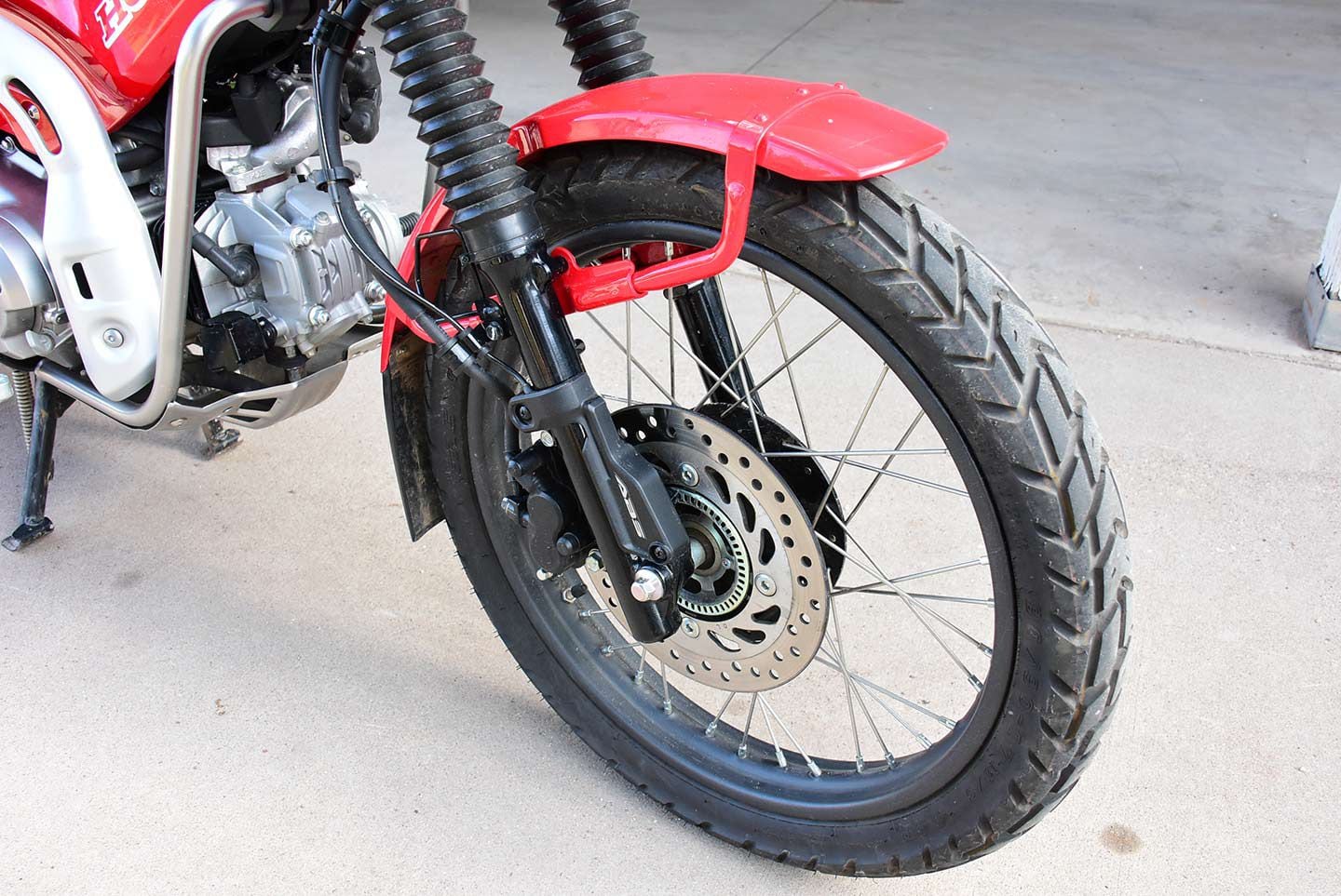 One thing the early-generation Trail models didn’t have is hydraulic brakes with ABS. The 17-inch IRC tires provided good grip on road and off.