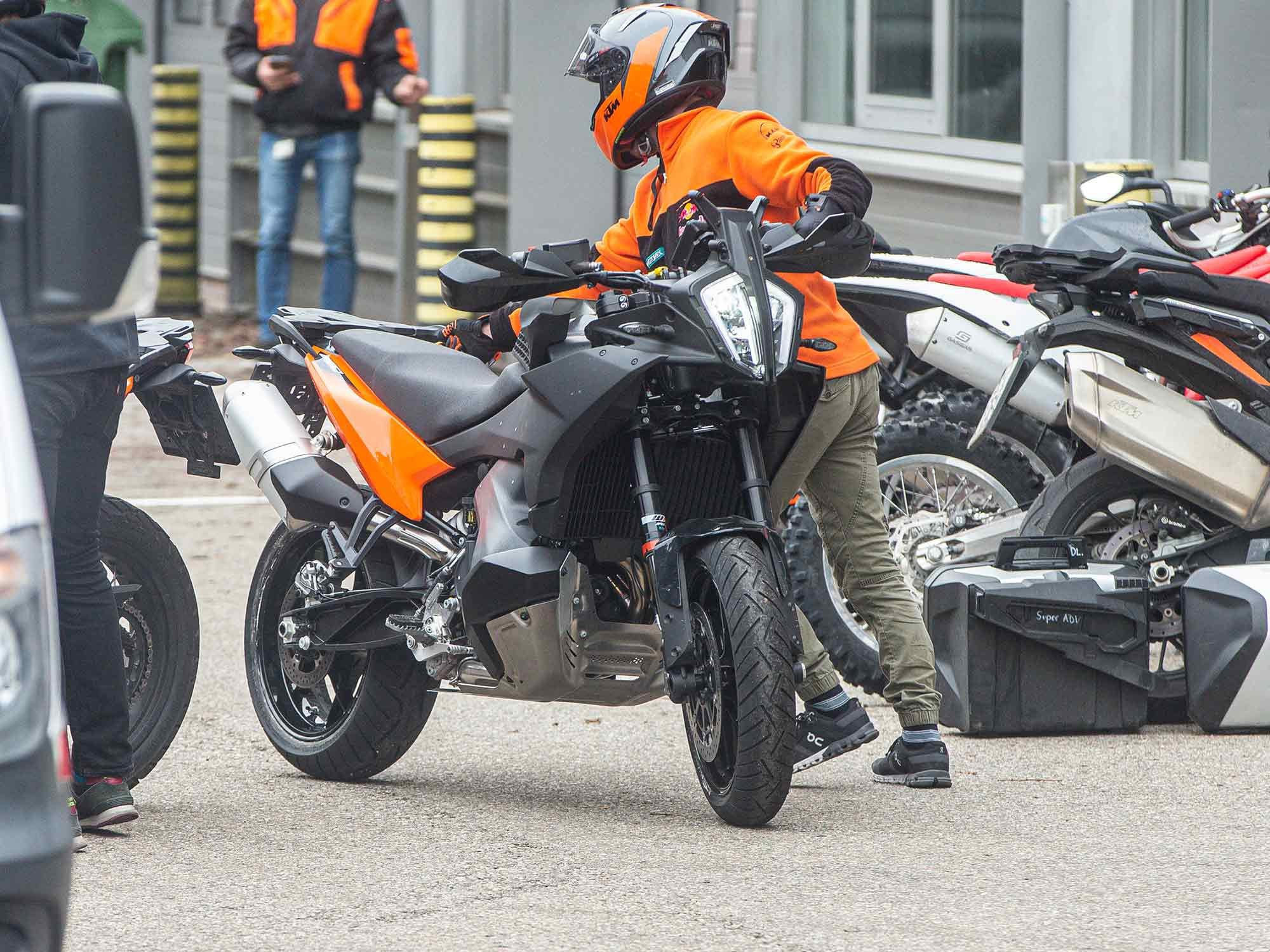 The road-going version ditches the windscreen and appears to wear 17-inch alloy hoops borrowed from the 890 Duke.