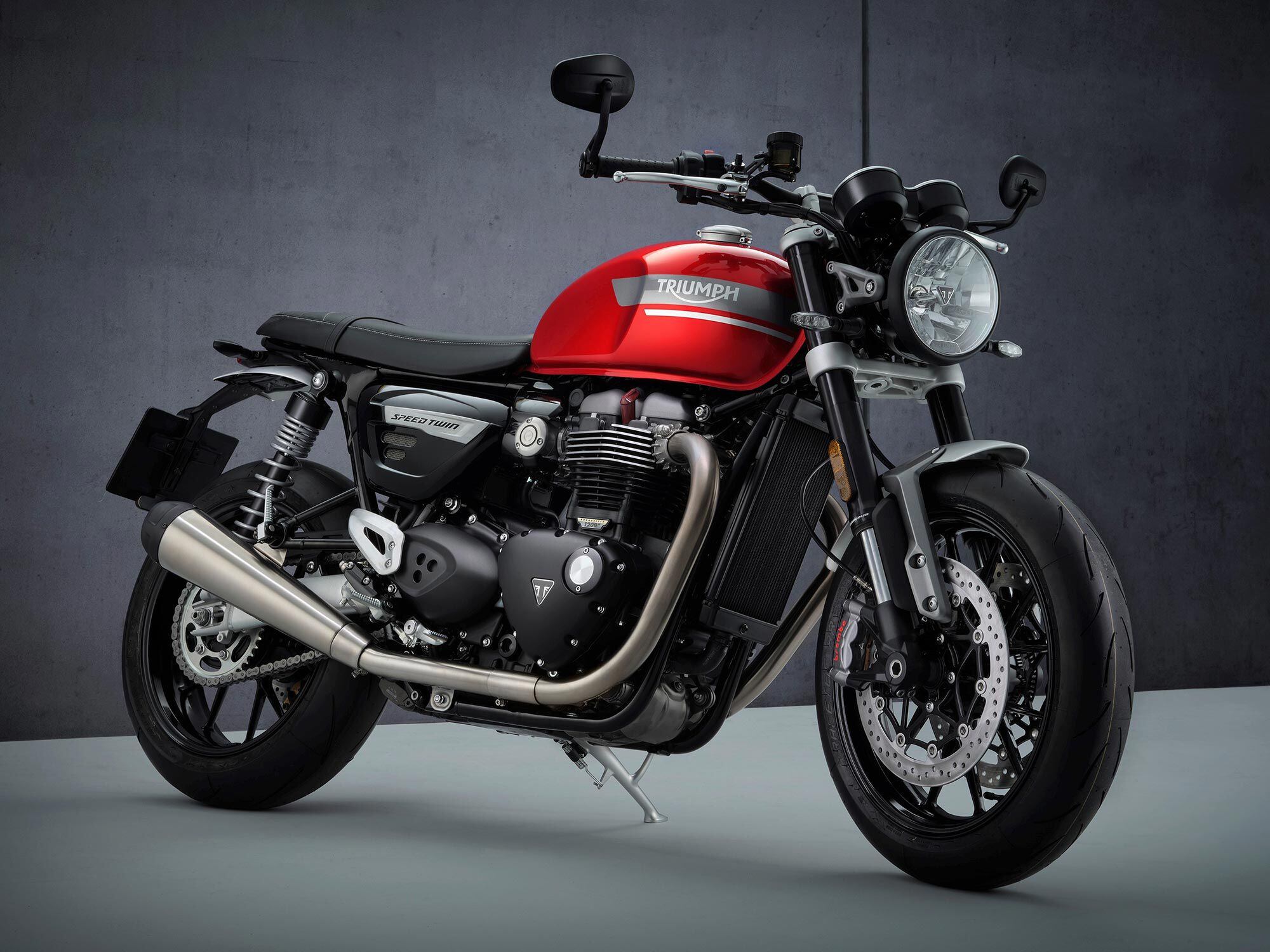 Triumph has updated the Speed Twin for 2022, giving it more power, upgraded components, and styling tweaks.