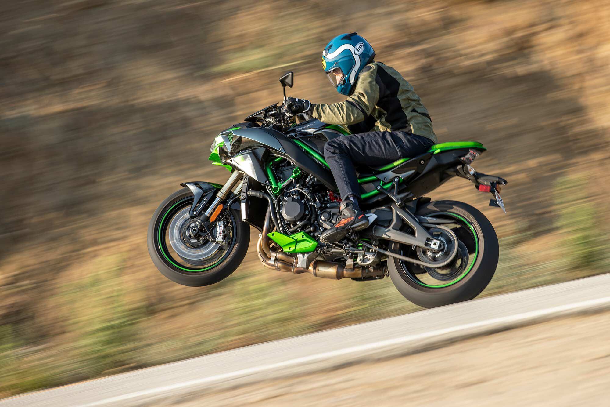 Is the 2021 Kawasaki Z H2 SE an unruly beast? Only when you want it to be.